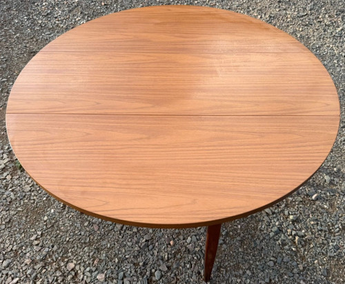 Vintage round dining kitchen - round,
