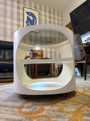 Space age nebu - glass, plywood